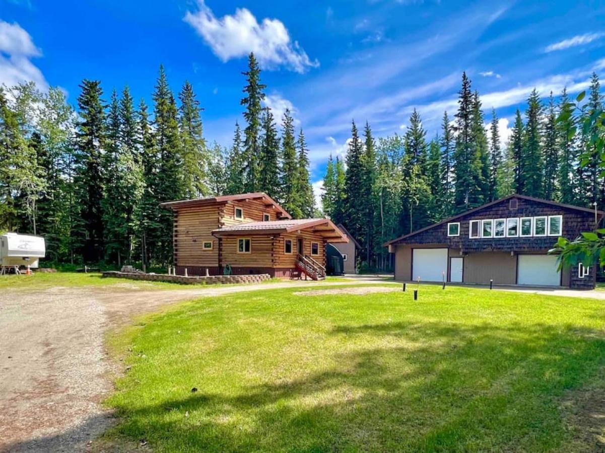 The Airport Chalet Fairbanks Ngoại thất bức ảnh